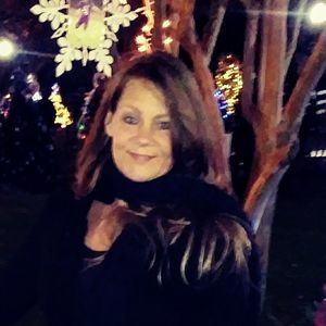 Meet your Posher, Brandi